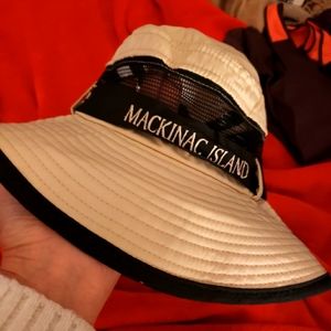 Bucket Hat with Mesh